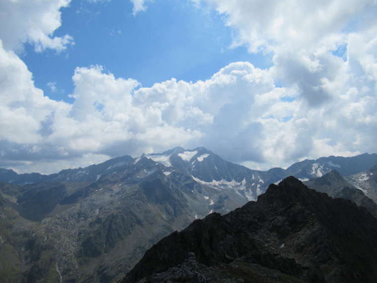 Stubai Alps
South along high Mairspitze ridge, Wilder Freiger behind - © William Mackesy