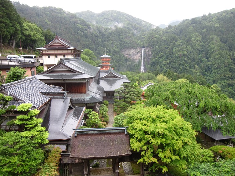 Japan Kansai: Kii Peninsula, Nakahechi Trail , Nachi waterfall, Walkopedia