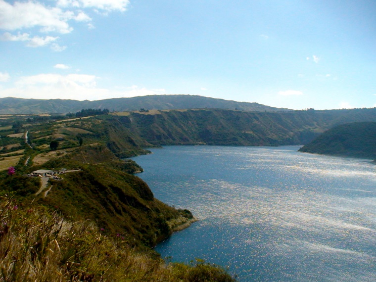 Laguna de Cuicocha and Cerro Cotatachi
Laguna de Cuicocha - © Flickr user - Antonio Bustamante