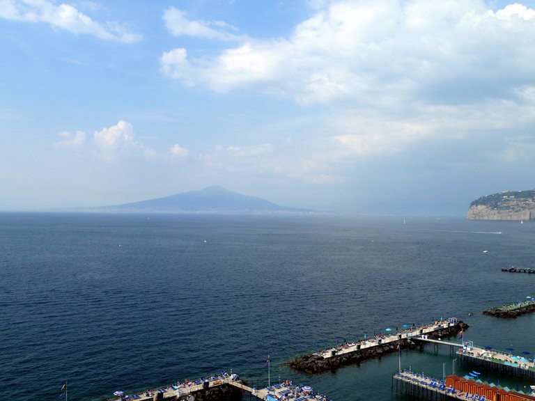 Italy Amalfi Coast, Sorrento Peninsula, Sorrento, Walkopedia